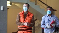 Ketiganya diperiksa dalam perkara korupsi PT DI yang diduga merugikan negara mencapai Rp 315 miliar.  