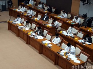 Menag Yaqut Ungkap 1.090 Jemaah Pergi Umrah di Masa Pandemi COVID-19