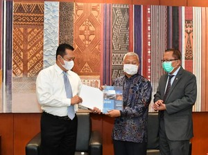 MPR Terima Bantuan 40 Ribu Masker dari Parlemen Vietnam