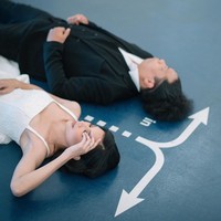 Pernikahan mereka berlangsung tanpa kehadiran keluarga sang mempelai wanita. Pasalnya, hubungan Arie dan Indah ditentang keras oleh sang ibu, Nursyah. Foto: Instagram/@imagenic