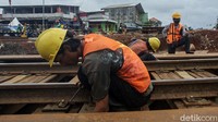 Undespass memiliki lebar 37 meter dan terbagi atas dua jalur dengan panjang 400 meter yang membentang dari sisi selatan ke utara. 