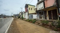 Pembebasan lahan di sekitar lokasi juga telah dilakukan.