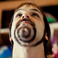 Ada yang hanya membentuk satu lingkaran, ada pula yang bentuknya mengular seperti spiral. Foto: Instagram