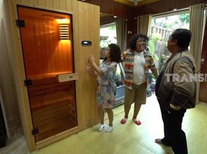 3 Fakta soal Crazy Rich Sering Pamer Kemewahan di Medsos