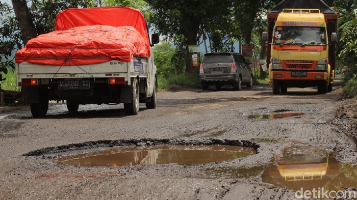 Anggaran Minim, Dinas PUPR Trenggalek Kewalahan Tangani Jalan Rusak