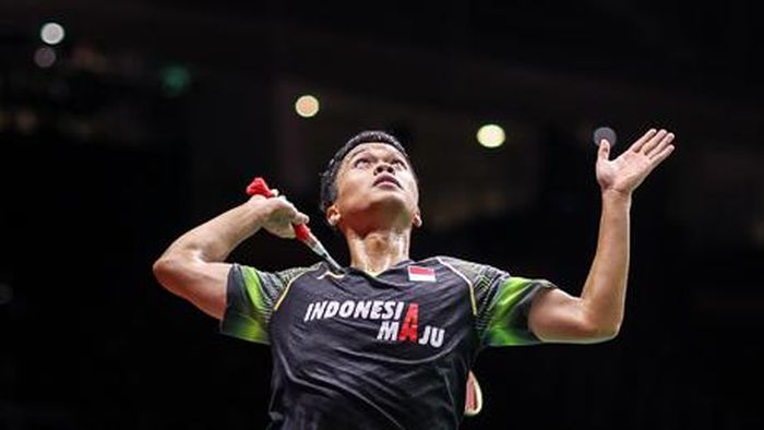 Anthony Ginting Anthony Ginting lolos dari babak pertama Toyota Thailand Open 2021.