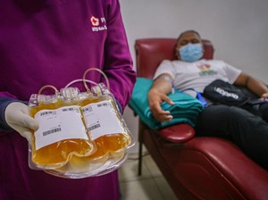 PMI Surabaya Terima 3.600 Kantong Plasma Konvalesen Hingga Saat Ini