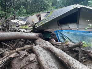 Jabar Hari Ini: Banjir Bandang Terjang Puncak-Anak Gugat Ayah Kandung Rp 3 M