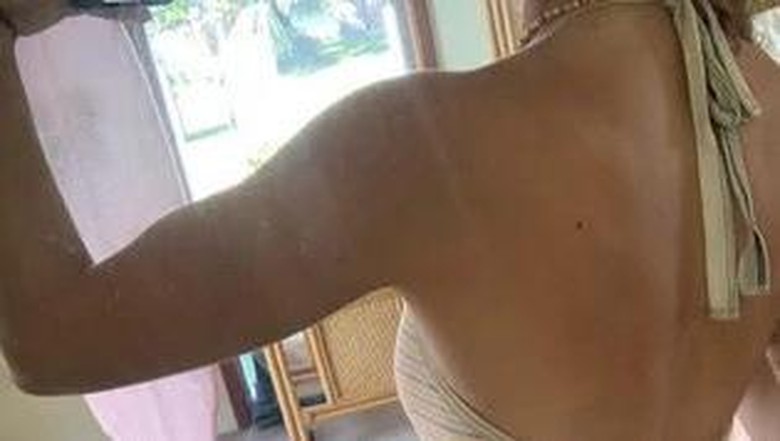Catherine Bampton Penumpang pesawat asal Australia yang mendapat pengalaman tak mengenakkan dengan Virgin Australia.