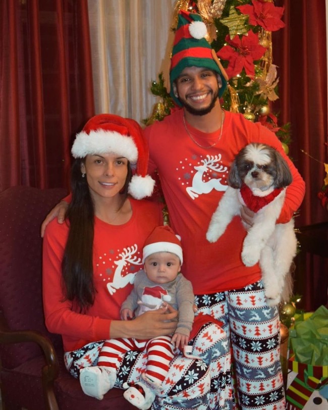 Pasangan ini jadi viral pada Februari 2020 setelah keduanya kerap mengunggah foto proses kehamilan. Foto: dok. Instagram