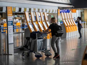 Dihantam Pandemi, Jumlah Penumpang di Bandara Frankfurt Terendah Sejak 1984