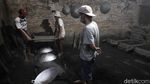Industri Pembuatan Wajan Tradisional Masih Eksis di Masa Pandemi