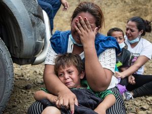 Peru Kerahkan Kendaraan Lapis Baja untuk Halau Imigran Gelap