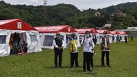 Jokowi berharap bantuan dari pemerintah pusat dapat memulihkan perekonomian warga yang terdampak. ANTARA FOTO/Sigid Kurniawan  