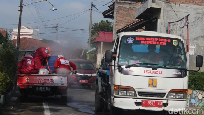 Kegiatan disinfeksi yang dilakukan Pemkab Klaten