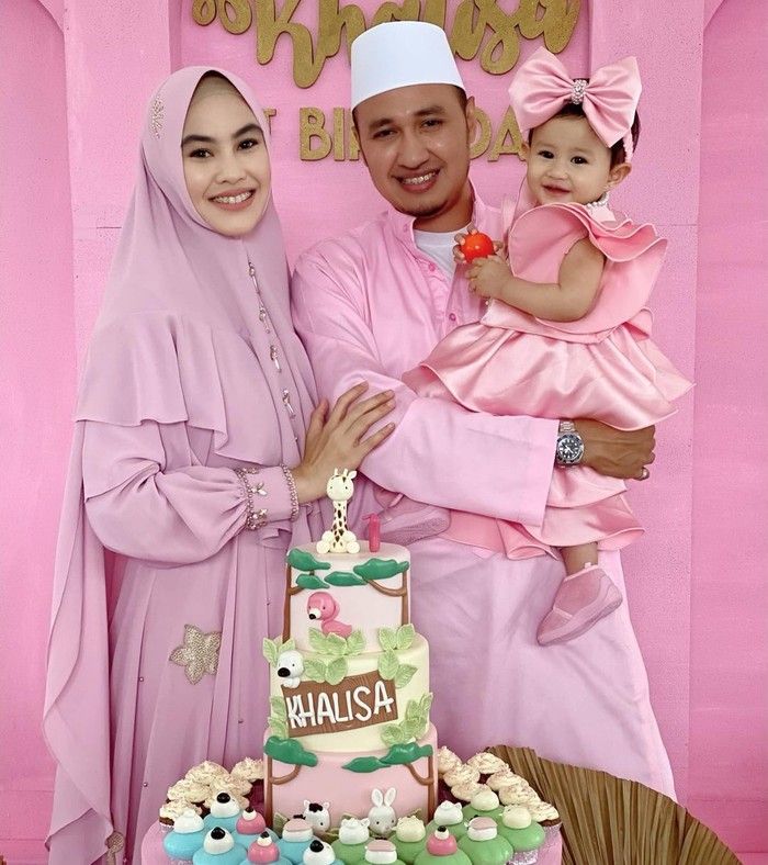 Kartika Putri dan Habib Usman bin Yahya
