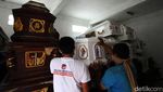 Laris Manis Penjualan Peti Mati di Masa Pandemi COVID-19