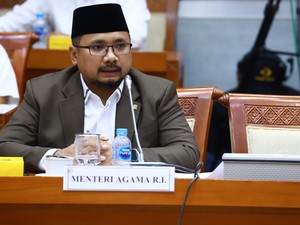 Menag Ajak Salat Gaib dan Doakan Kru KRI Nanggala-402