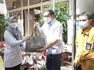 BNI Salurkan Bantuan untuk Korban Banjir Sulut hingga Bogor