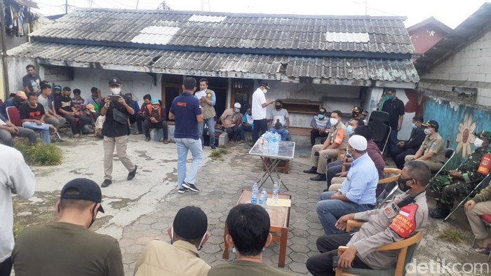 Pertemuan warga atasi tawuran Manggarai, Jakarta Selatan. (Afzal Nur Iman/detikcom)