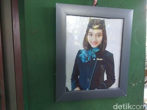 Fakta-fakta Pramugari SJ182 Oke Dhurrotul Jannah yang Dikenal Baik