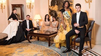 Saat menginjak usia 20 tahun, Yao mengikuti Le Bal des Débutantes di Paris, sebuah event kelas atas eksklusif yang hanya diikuti oleh putri-putri aristokrat di seluruh dunia. Foto: Instagram/annabelballerina
