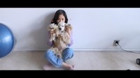 Ada beberapa ruang kosong tempat beraktivitas dengan hewan peliharaannya. (Foto: dok. YouTube Jennie BLACKPINK) 