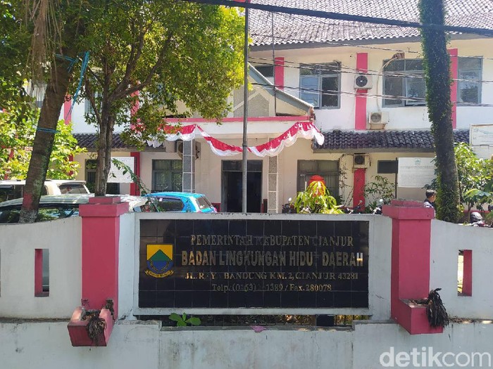 Seluruh kantor dinas di Cianjur belum kantongi sertifikat laik fungsi