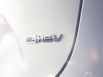 Tak Ada Insentif Mobil Hybrid, APM Harus Putar Otak Genjot Penjualan