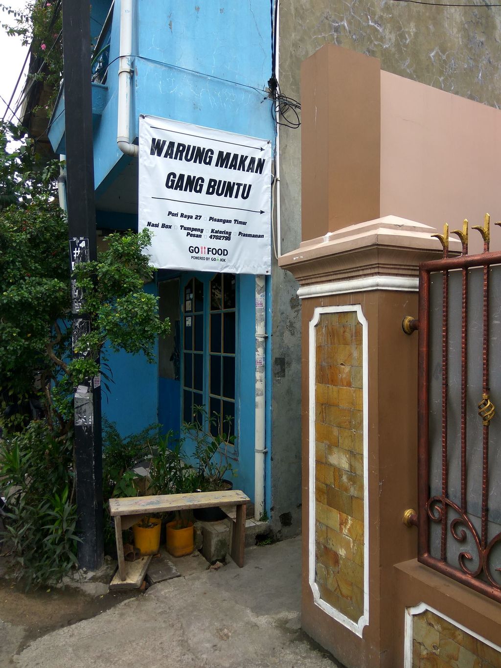 Buka di Gang Buntu, Warung Soto hingga Bakmi Ini Tak Pernah Sepi Pelanggan