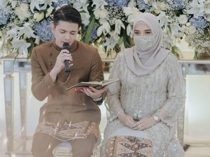 Zaskia Sungkar Umumkan Jenis Kelamin Anak, Tapi Kok Sedih?