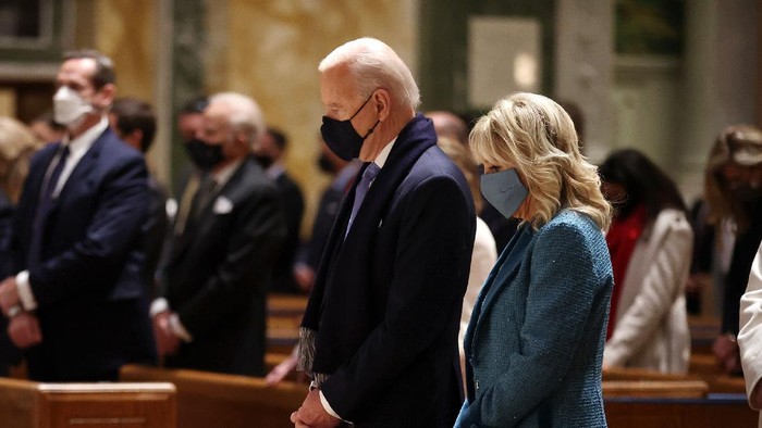 Joe Biden kebaktian di gereja sebelum pelantikan (Getty Images/Chip Somodevilla)