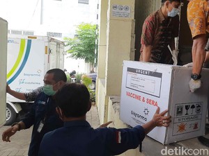 4 Juta Dosis Vaksin Disuntikkan Februari, Begini Distribusinya