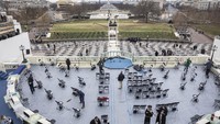Secara keseluruhan, rangkaian pelantikan Joe Biden akan digelar pada pukul 11.30 siang waktu setempat atau 23.30 WIB untuk Indonesia. Publik internasional bisa menontonnya dari Youtube, Facebook, Twitter, Twitch, Amazon Prine, Microsoft Bing, dan masih banyak lagi. AP Photo/Jeenah Moon  