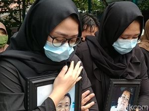Istri Kenang Sosok Penyayang Capt Didik Korban Sriwijaya Air SJ182