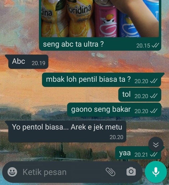 Begini nih jadinya kalau huruf sebelahan sering banget bikin typo. Kamu pernah mengalami hal ini juga nggak nih? Foto: Twitter.com/eskrimelonaa