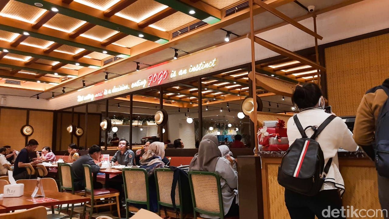 Fogo: Makan Brazilian BBQ Sepuasnnya Cuma Rp 125 Ribu!