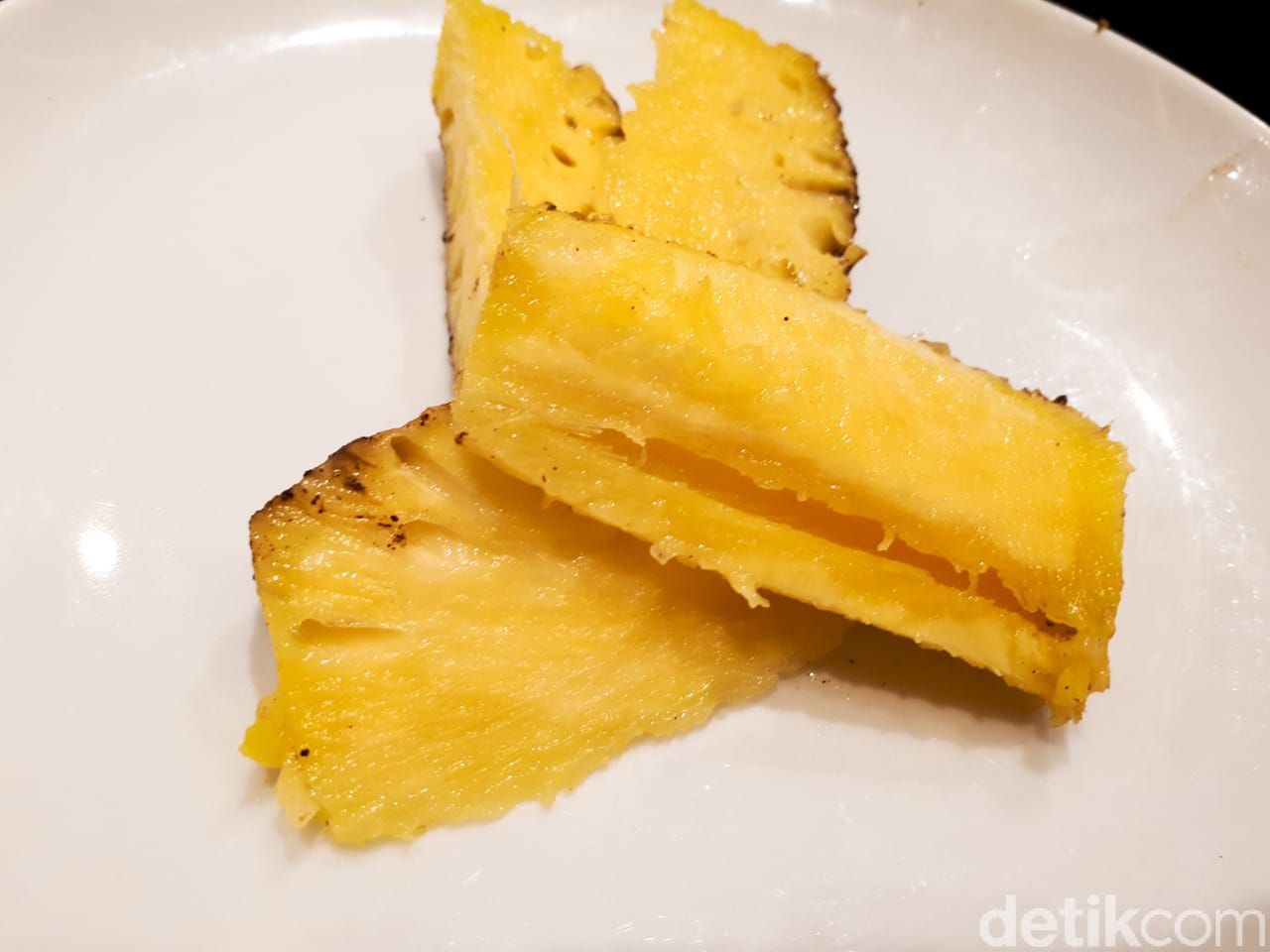 Fogo: Makan Brazilian BBQ Sepuasnnya Cuma Rp 125 Ribu!