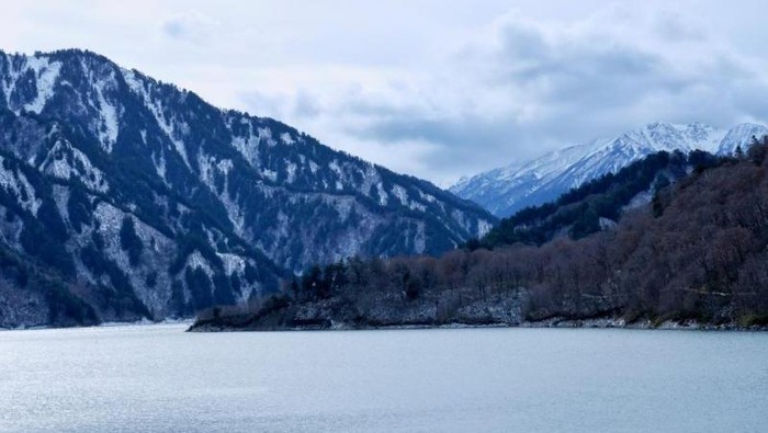 Gunung di Jepang.