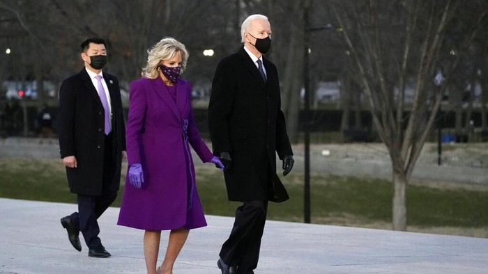 President-elect Joe Bidens wife Jill Biden waves as she attends an event at the Major Joseph R. Beau Biden III National Guard/Reserve Center, Tuesday, Jan. 19, 2021, in New Castle, Del. (AP Photo/Evan Vucci)
