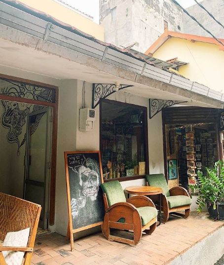 Kedai Kopi yang Ada di Gang Sempit