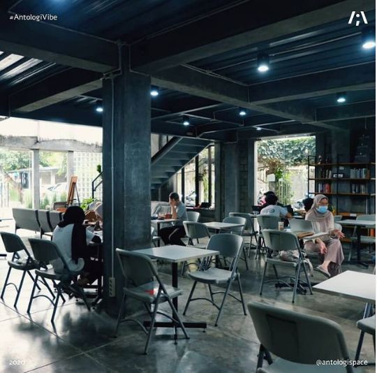 Kedai Kopi yang Ada di Gang Sempit