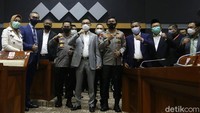Komjen Sigit sempat foto bersama Ketua Komisi III DPR RI Herman Hery.