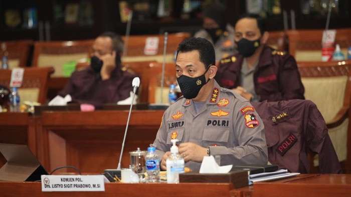 Komjen Listyo Sigit Prabowo mengikuti fit and proper test calon Kapolri di Komisi III DPR