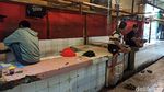 Lowongnya Lapak Pedagang Daging Sapi di Pasar yang Mogok Jualan