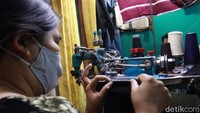 Meski saat ini pandemi COVID-19 masih terjadi, usaha handle lemari atau laci milik Iwan dapat bertahan. Bahkan, dapat menyerap tenaga kerja baru dimana warga yang terkena PHK dapat ikut bekerja dengan Iwan.