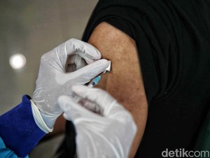 Viral Anjuran Minum Air Kelapa untuk Netralkan Vaksin COVID-19, Ini Faktanya