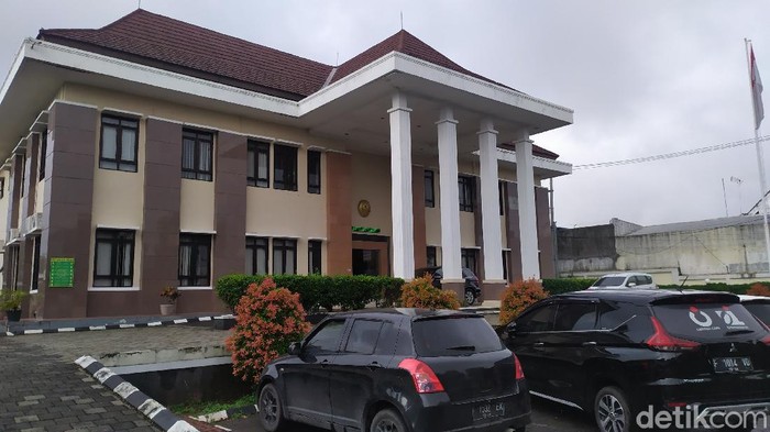 Pengadilan Agama Cianjur menutup pelayanan sementara