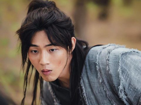 Ji Soo di drama Korea River Where the Moon Rises.