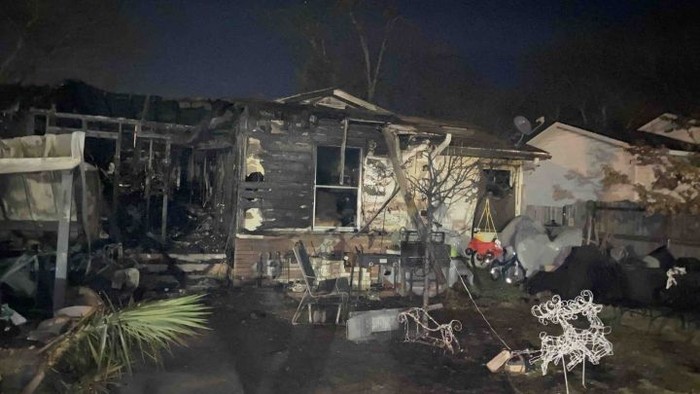 Rumah Kebakaran Rumah Kebakaran